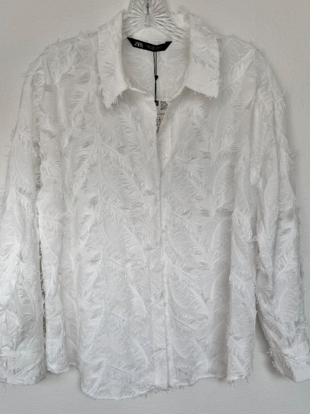 NWT Zara White Feather Button Down Shirt- Size M